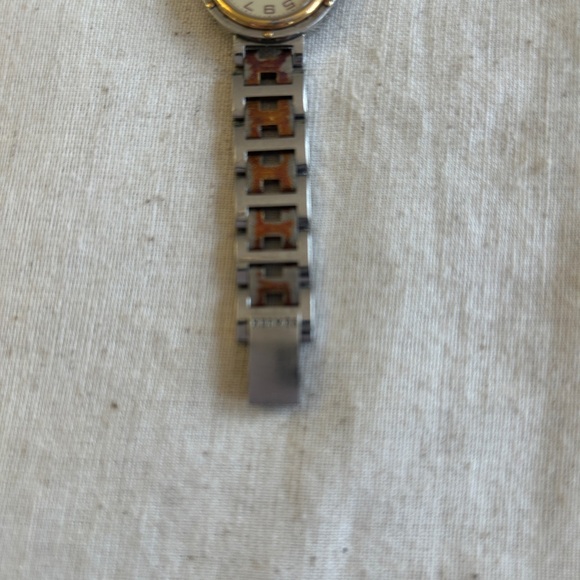 Auth HERMES QZ Clipper Ivory Dial Date Round Watch - Picture 5 of 10